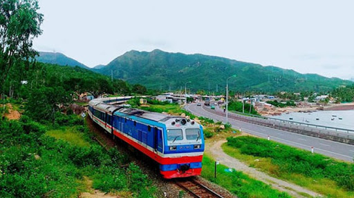 Dự án cải tạo đường sắt đoạn Vinh - Nha Trang gần 1.800 tỷ đồng