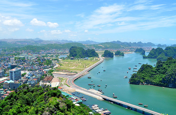 Du lịch Hòn Gai Quảng Ninh