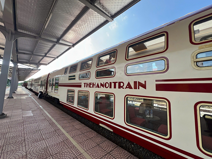 Tàu Hà Nội 5 cửa ô tạiga Hà Nội