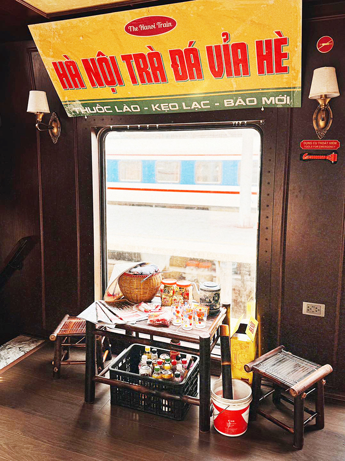 Bên trong tàu Hà Nội 5 cửa ô